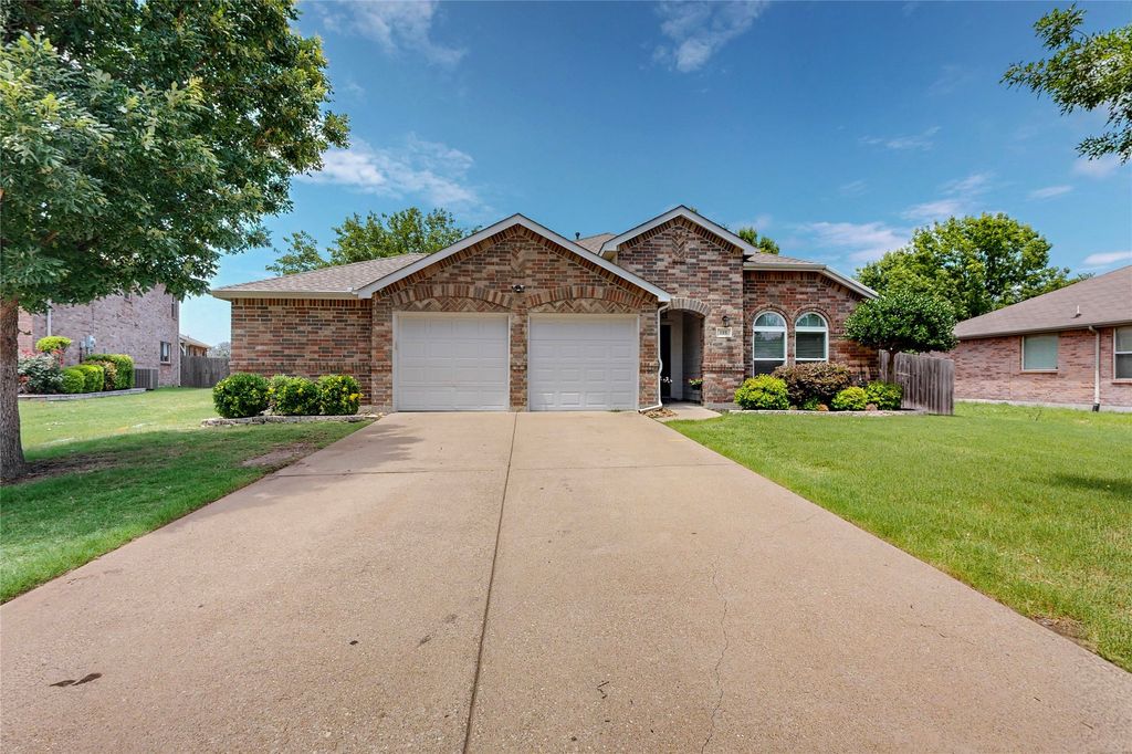 125 Ashbrook Trail, Forney, TX 75126