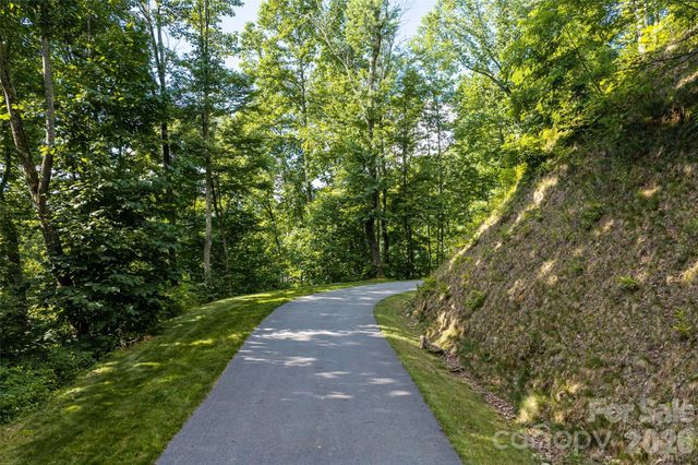 1043 Moss Creek Lane 69, Swannanoa, NC 28778