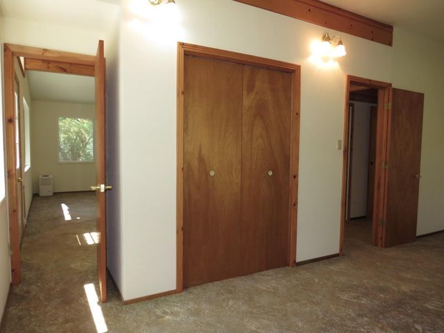 25160 Pineview Dr, Colfax, CA 95713