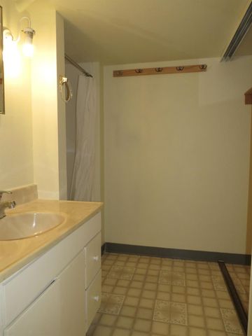 25160 Pineview Dr, Colfax, CA 95713