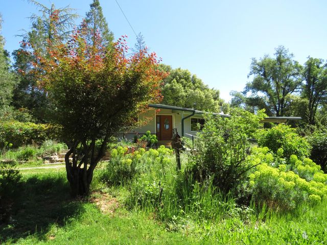 25160 Pineview Dr, Colfax, CA 95713