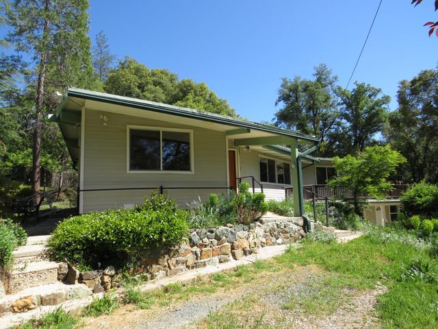 25160 Pineview Dr, Colfax, CA 95713