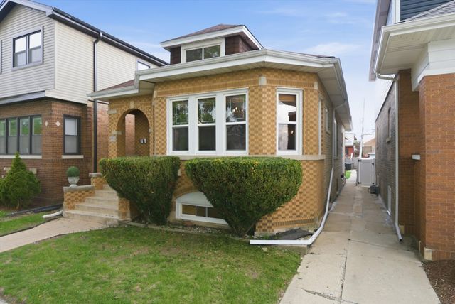 5411 W Byron Street, Chicago, IL 60641