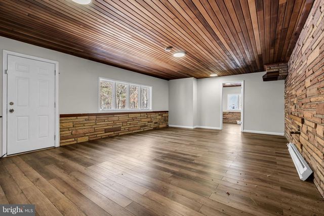 124 VANCE ST, Browns Mills, NJ 08015