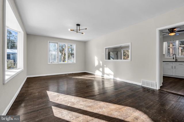 124 VANCE ST, Browns Mills, NJ 08015