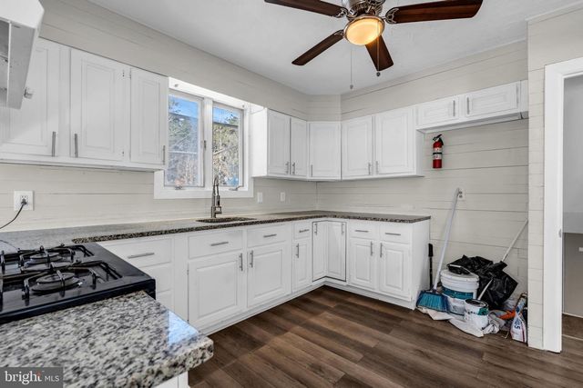 124 VANCE ST, Browns Mills, NJ 08015
