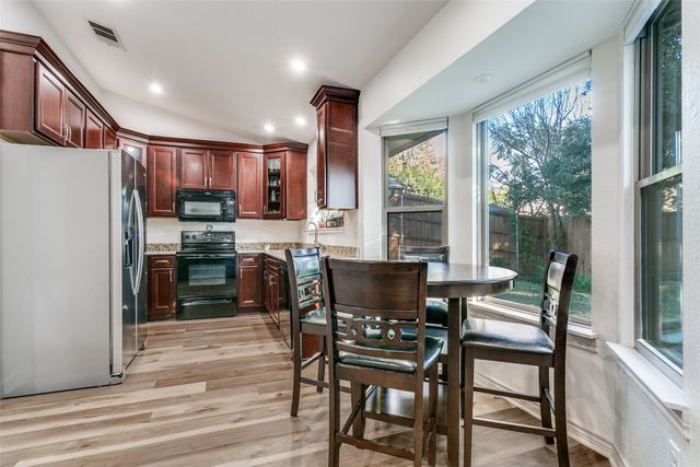 1434 Thistlewood Lane, Grapevine, TX 76051