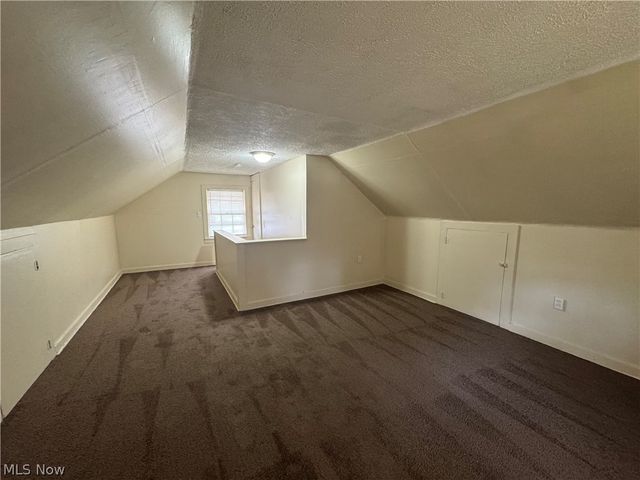 960 Jason Avenue, Akron, OH 44314
