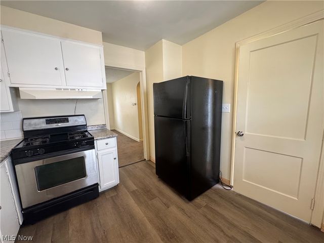 960 Jason Avenue, Akron, OH 44314