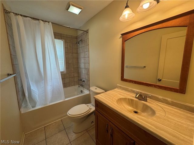 960 Jason Avenue, Akron, OH 44314