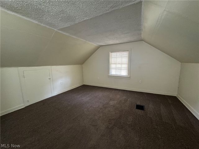 960 Jason Avenue, Akron, OH 44314