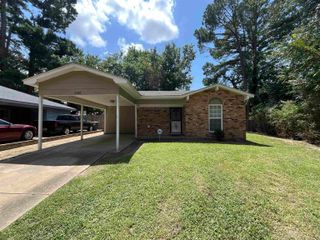 3687 KING JAMES DR, Memphis, TN 38118