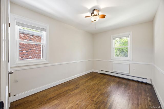 6933 Little Neck Parkway, Glen Oaks, NY 11004