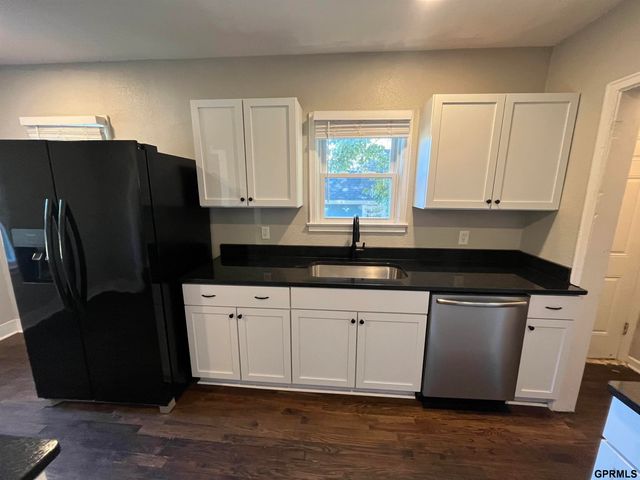 4135 N 44th Street, Omaha, NE 68111