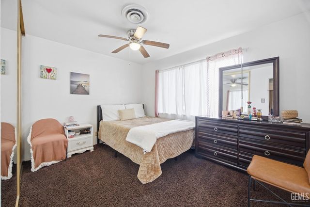 1804 Le May Avenue, Bakersfield, CA 93304