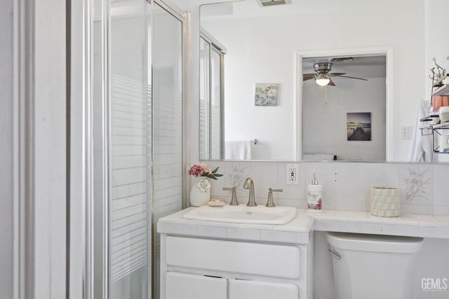 1804 Le May Avenue, Bakersfield, CA 93304