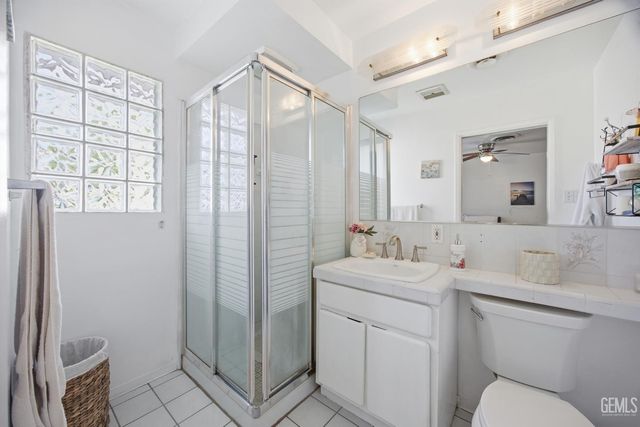 1804 Le May Avenue, Bakersfield, CA 93304