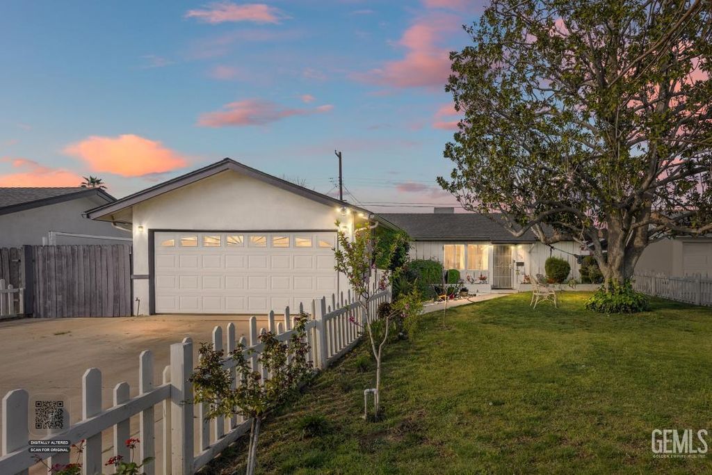 1804 Le May Avenue, Bakersfield, CA 93304