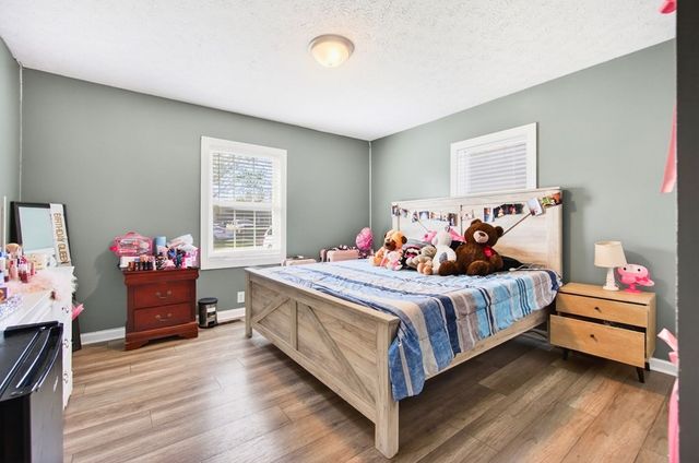 612 Dry Creek Rd, Smithville, TN 37166