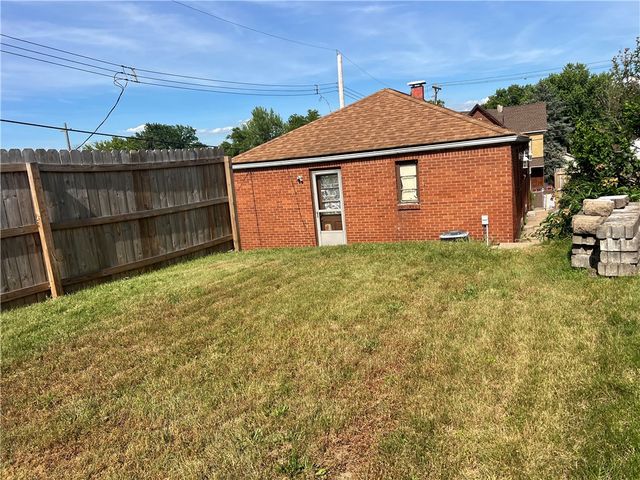 1000 Evans Ave, Mckeesport, PA 15132