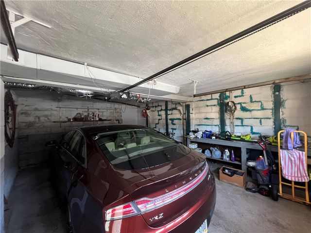 1000 Evans Ave, Mckeesport, PA 15132