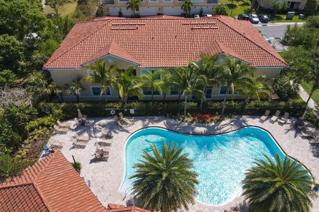 4304 EXPEDITION WAY WAY 105, Osprey, FL 34229