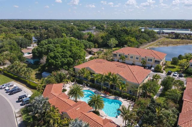 4304 EXPEDITION WAY WAY 105, Osprey, FL 34229