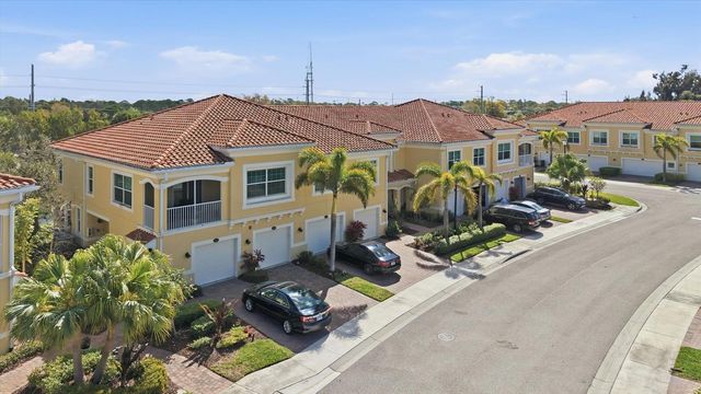 4304 EXPEDITION WAY WAY 105, Osprey, FL 34229