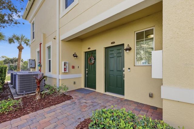 4304 EXPEDITION WAY WAY 105, Osprey, FL 34229