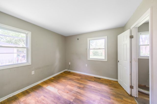 703 Dearborn Road, Valparaiso, IN 46385