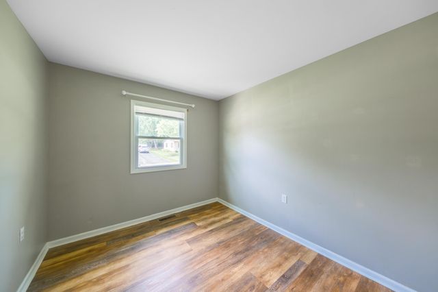 703 Dearborn Road, Valparaiso, IN 46385