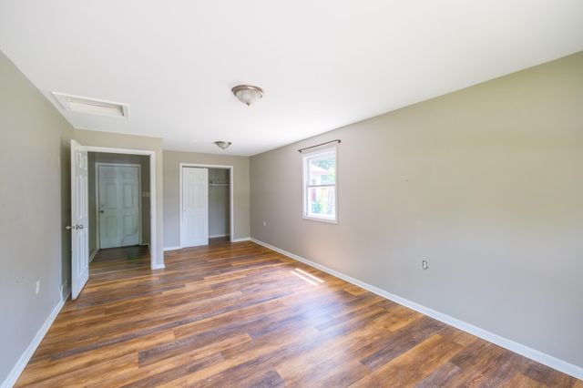 703 Dearborn Road, Valparaiso, IN 46385