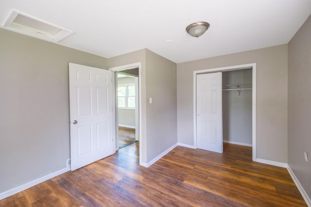 703 Dearborn Road, Valparaiso, IN 46385
