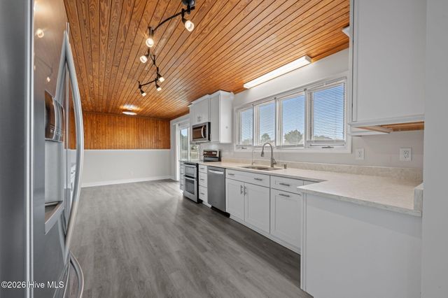 1103 Kea Court, New Bern, NC 28560