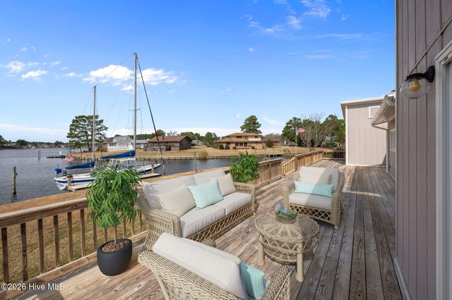 1103 Kea Court, New Bern, NC 28560