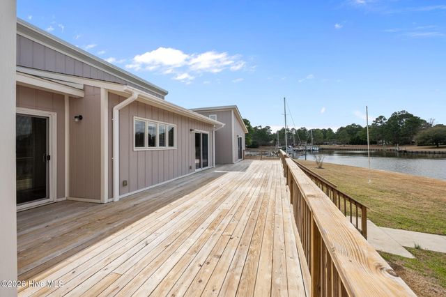 1103 Kea Court, New Bern, NC 28560