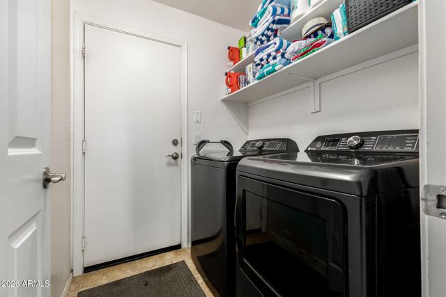 29122 N RED FINCH Drive, San Tan Valley, AZ 85143