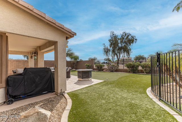 29122 N RED FINCH Drive, San Tan Valley, AZ 85143