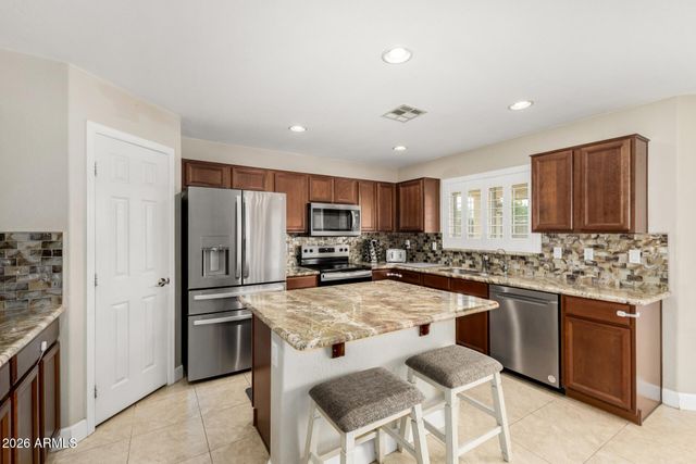 29122 N RED FINCH Drive, San Tan Valley, AZ 85143