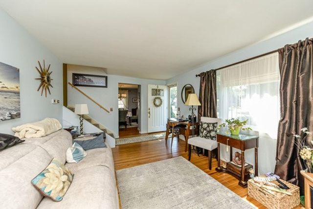 212 Laura Drive, Greece, NY 14626