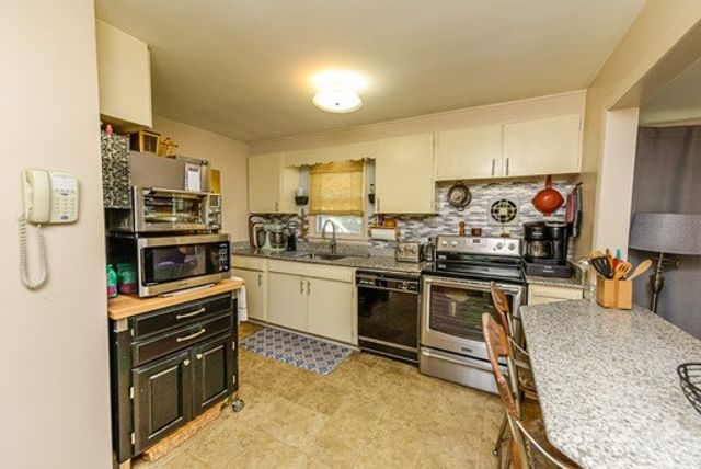 212 Laura Drive, Greece, NY 14626