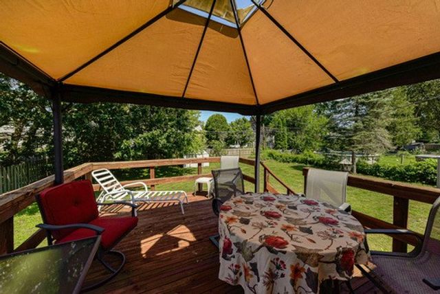 212 Laura Drive, Greece, NY 14626