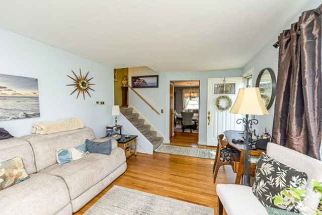 212 Laura Drive, Greece, NY 14626