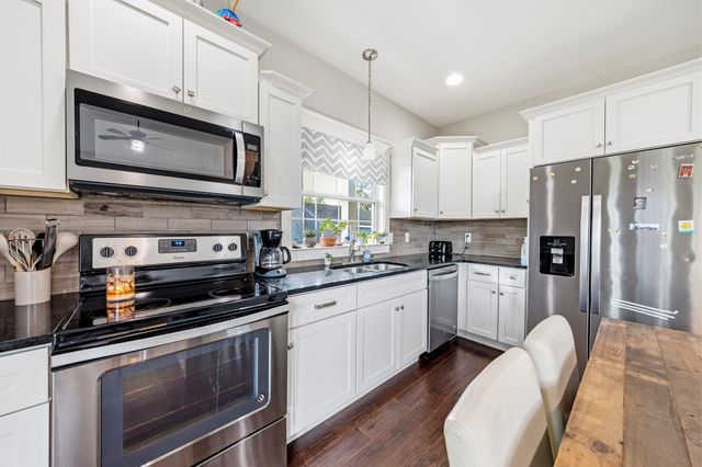 404 Lawrence St, Old Hickory, TN 37138