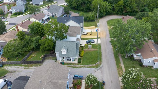 404 Lawrence St, Old Hickory, TN 37138