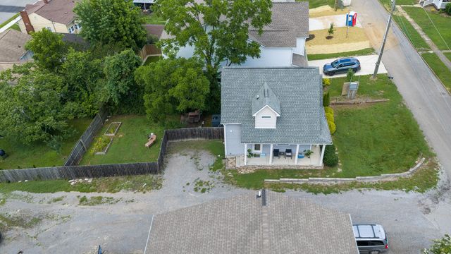 404 Lawrence St, Old Hickory, TN 37138