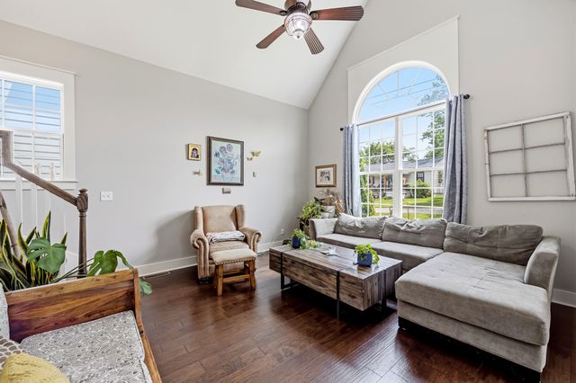 404 Lawrence St, Old Hickory, TN 37138