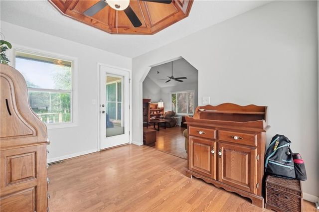 15600 E 2nd Street S, Independence, MO 64050