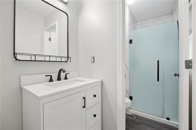 15600 E 2nd Street S, Independence, MO 64050