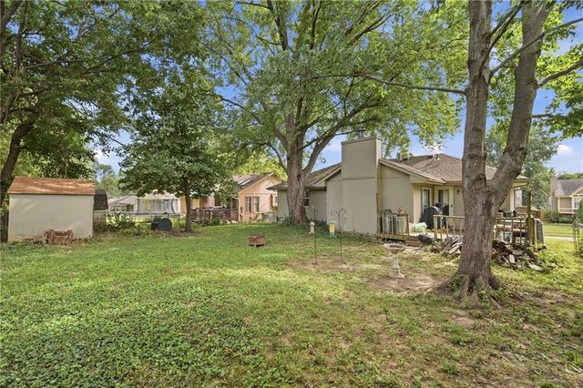 15600 E 2nd Street S, Independence, MO 64050